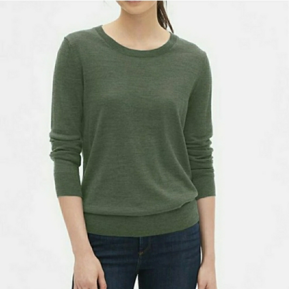 🆕️3/$30🌷Gap 3/4 Sleeve Crew Sweater